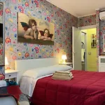 Paris Panzió