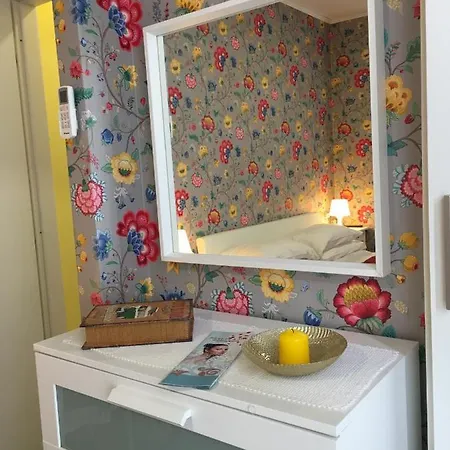 Paris Bed and breakfast